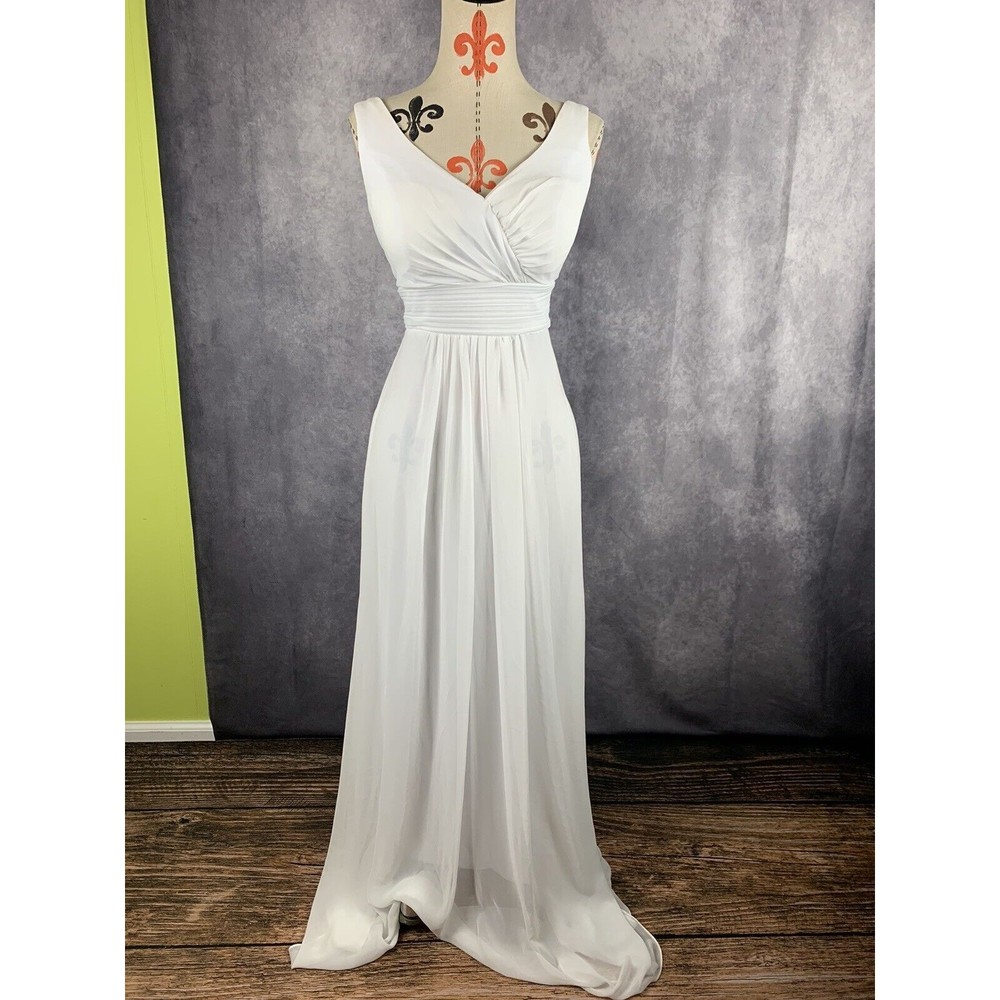 levkoff Size 4 White chiffon maxi length formal dress Sleeveless Lined Back Zip